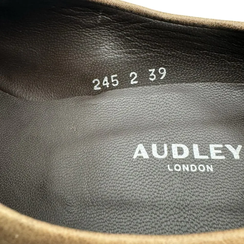 Audley London Retro Pin Up Pumps Almond Toe 39 Heels Tan Grey Neutral Closed Toe